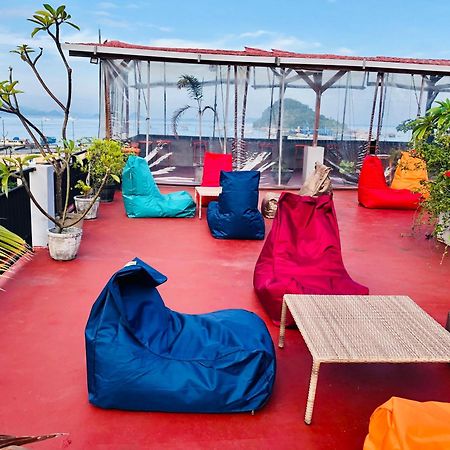 Blue Ocean Hotel Labuan Bajo Extérieur photo