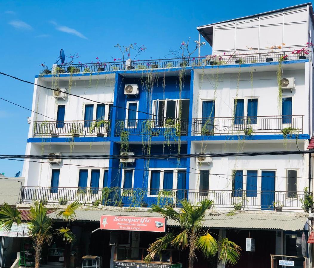 Blue Ocean Hotel Labuan Bajo Extérieur photo